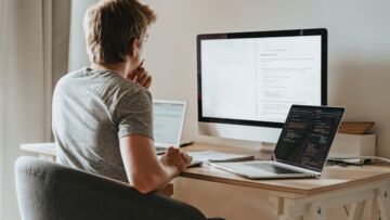Jaki monitor do pracy w biurze?