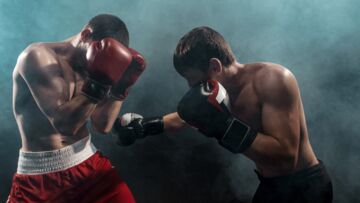 Oficjalne ważenie zawodników i konferencja prasowa przed galą boksu olimpijskiego Suzuki Boxing Night 25 w Sandomierzu