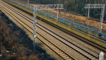 Odnowiona linia kolejowa nr 25 przyniesie poprawę w regionalnych połączeniach kolejowych do Sandomierza