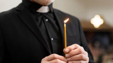 Bp Krzysztof Nitkiewicz przewodzi Eucharystii