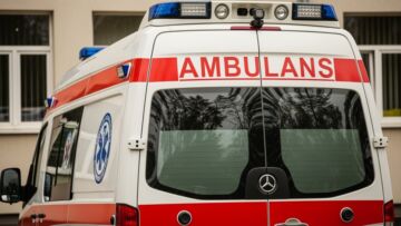 Policjanci z Sandomierza wspierają bezdomnych i samotnych w trudnych warunkach zimowych