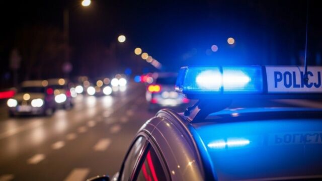 67-latek po alkoholu, 43-latek bez uprawnień